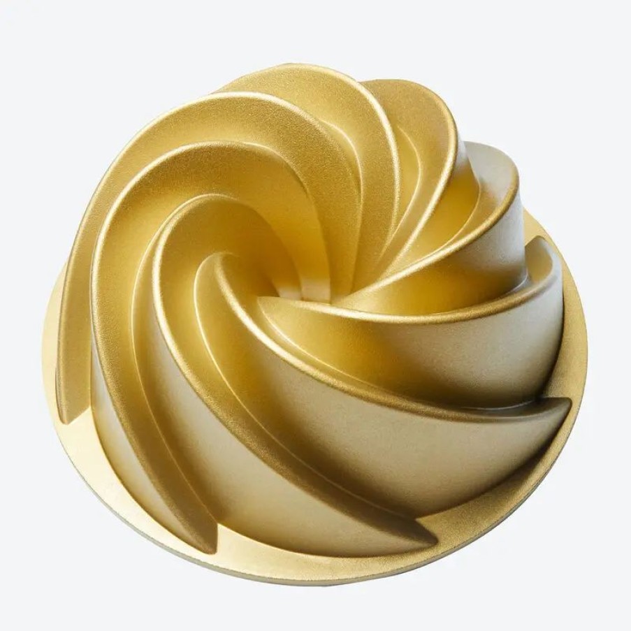 Ostern Hagen Grote | Schöne detailreiche Spiralblüten-Kuchen backen in superleitfähiger Guss-Backform